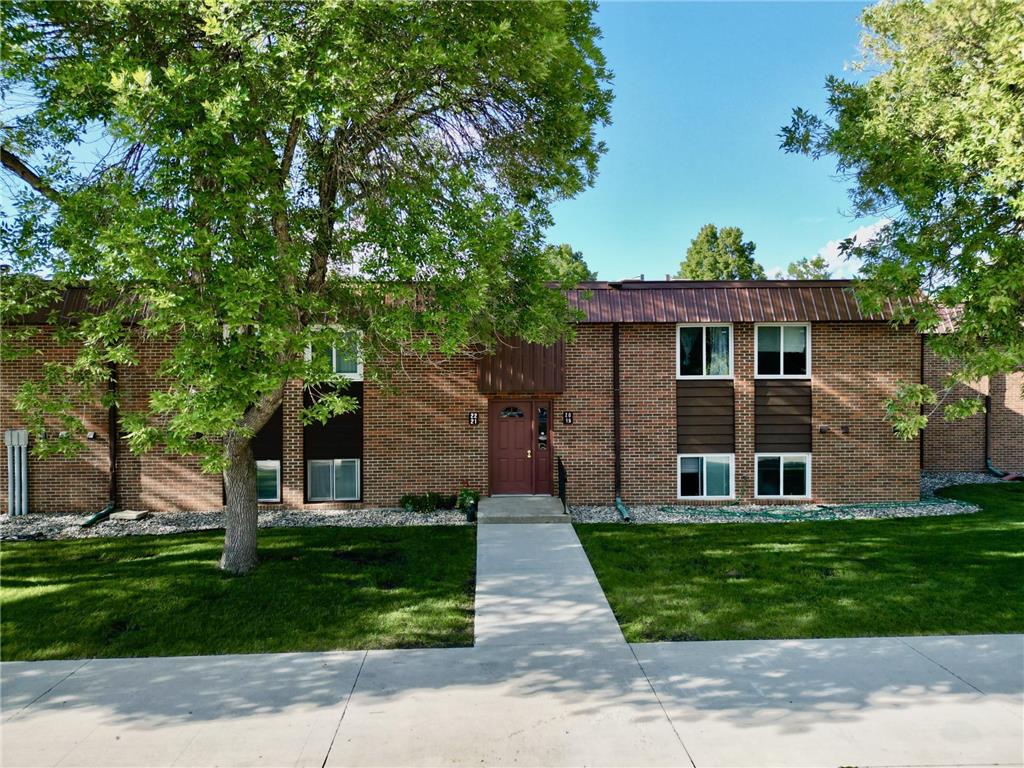 3250 15th Avenue S #19 Fargo ND 58103 6418004 image1