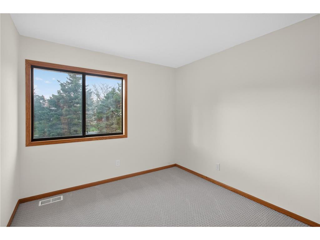 3250 Hill Ridge Drive #82 Eagan MN 55121 7055386 image11