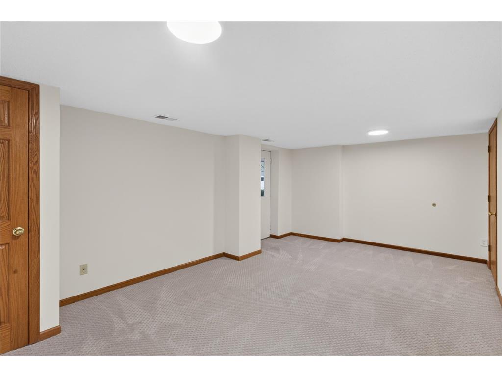 3250 Hill Ridge Drive #82 Eagan MN 55121 7055386 image17
