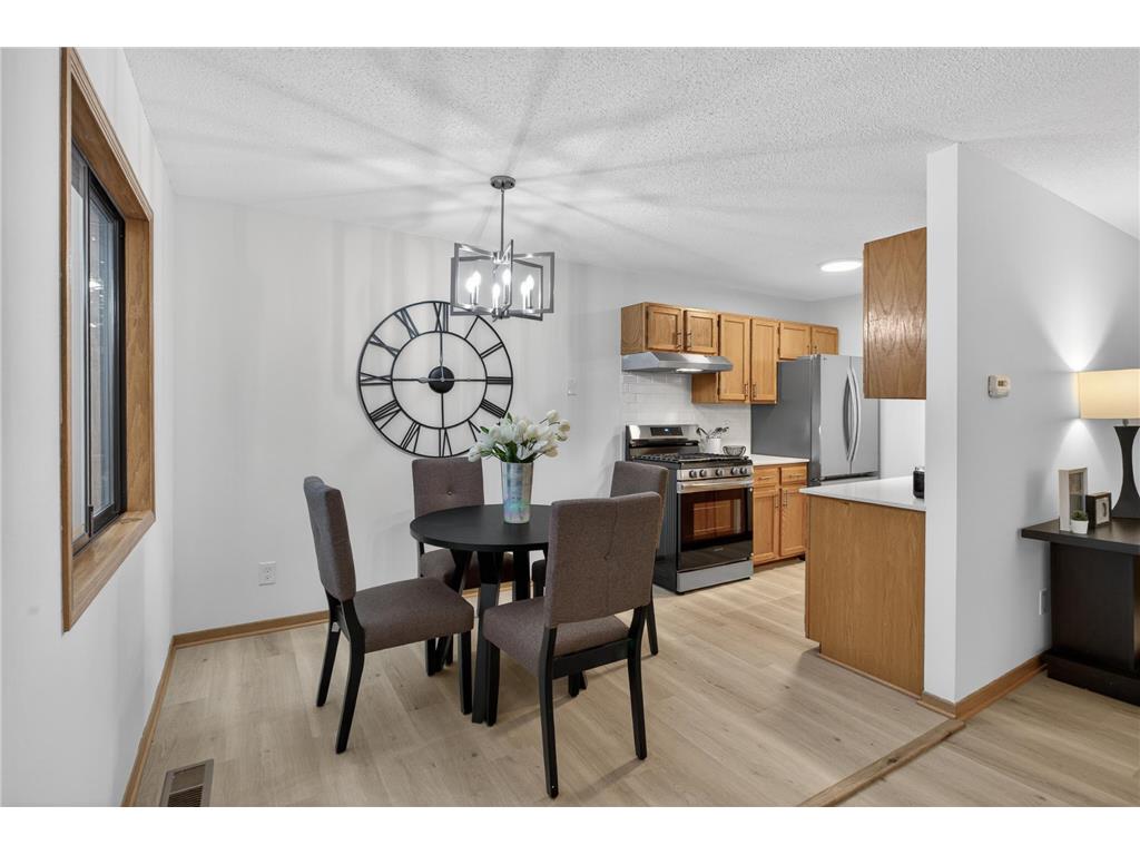 3250 Hill Ridge Drive #82 Eagan MN 55121 7055386 image4