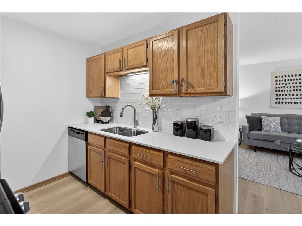 3250 Hill Ridge Drive #82 Eagan MN 55121 7055386 image7