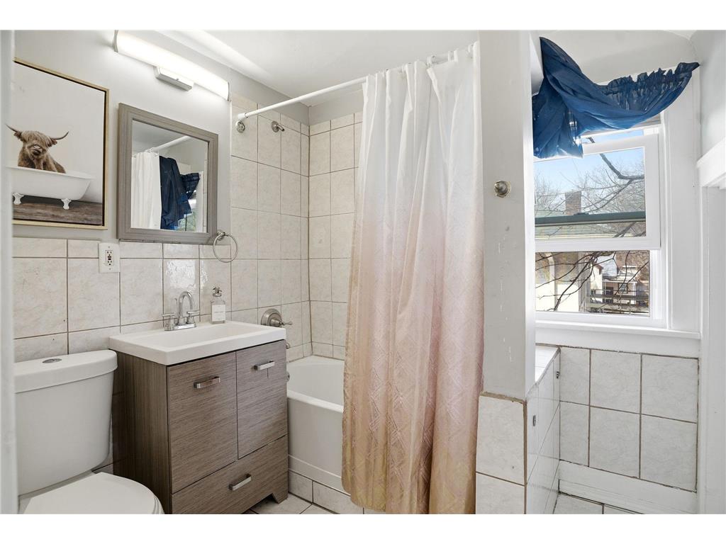 3250 Newton Avenue N Minneapolis MN 55412 7042394 image20