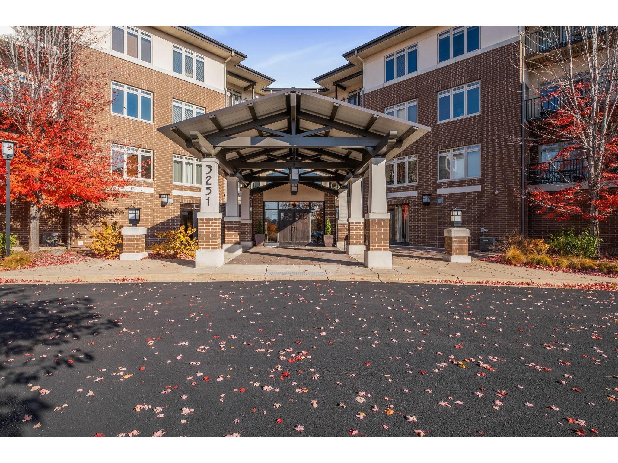 3251 Louisiana Avenue S #109 Saint Louis Park MN 55426 6122956 image1