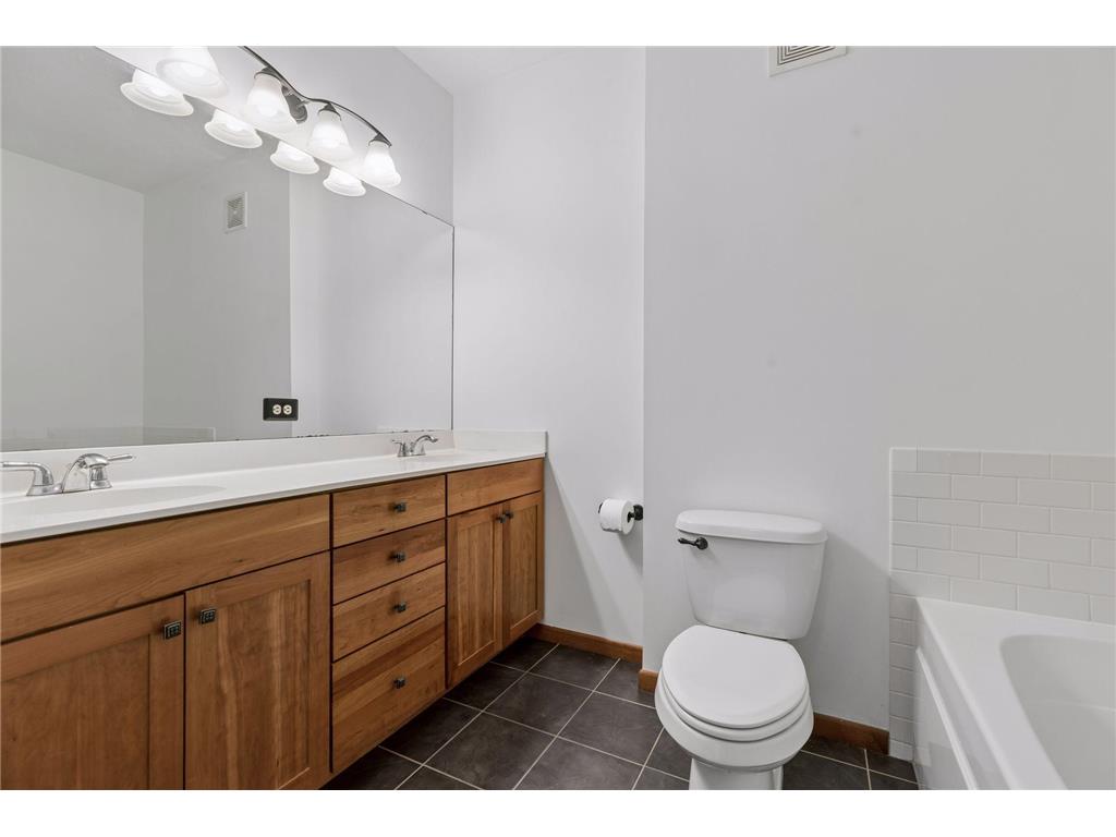 3251 Louisiana Avenue S #118 Saint Louis Park MN 55426 7085941 image24