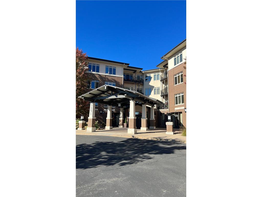 3251 Louisiana Avenue S #124 Saint Louis Park MN 55426 6520388 image1