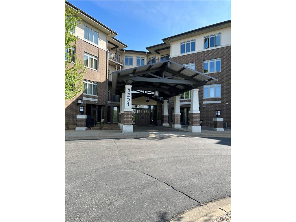 3251 Louisiana Avenue S #202 Saint Louis Park MN 55426 6371646 image1