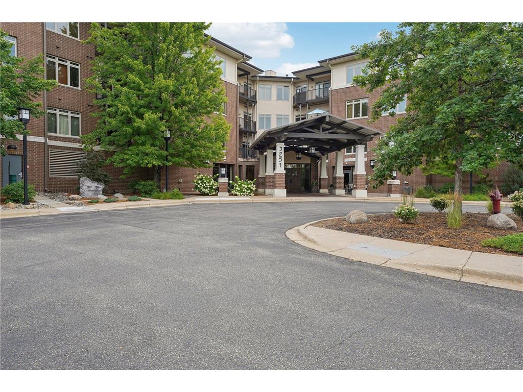 3251 Louisiana Avenue S #310 Saint Louis Park MN 55426 6574944 image1