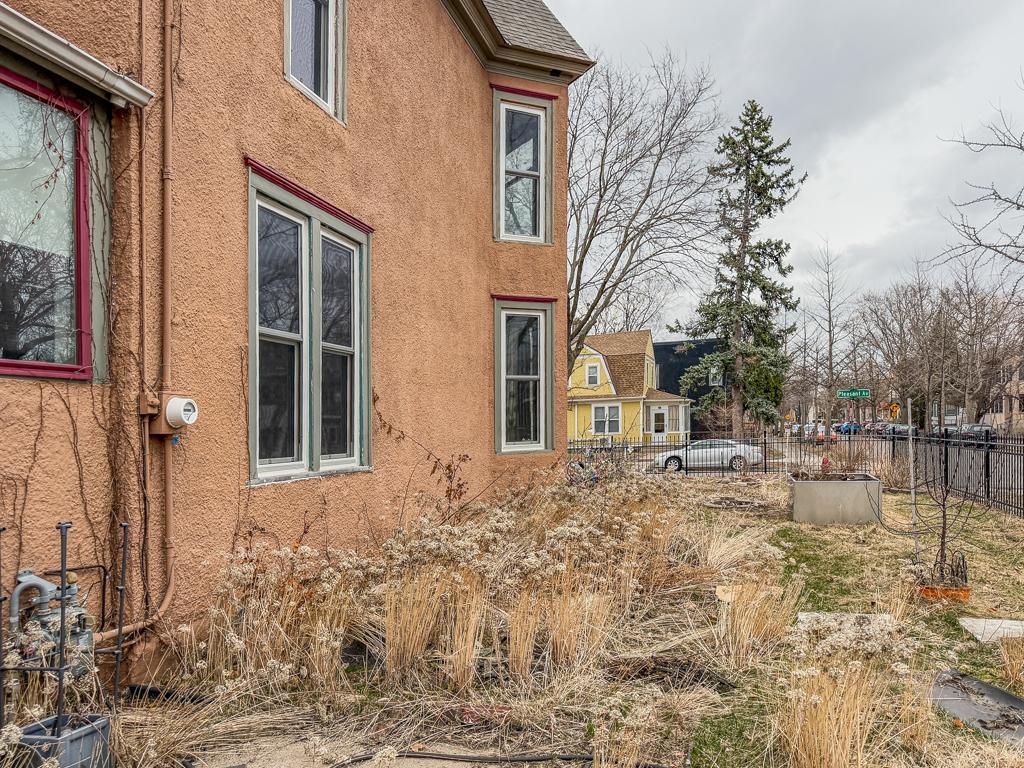 3252 Pleasant Avenue Minneapolis MN 55408 7044044 image42