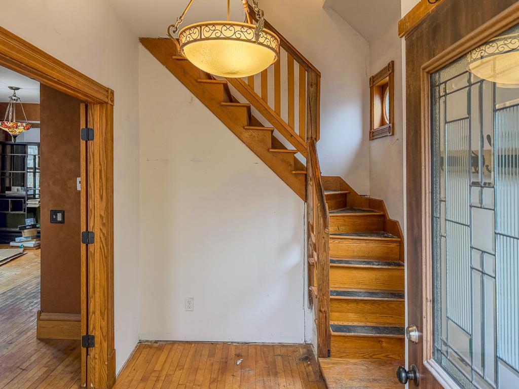 3252 Pleasant Avenue Minneapolis MN 55408 7044044 image7