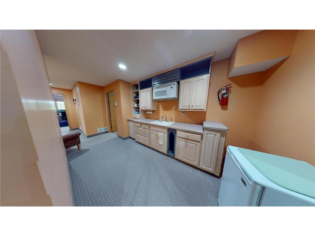 3252 Rice Street Little Canada MN 55126 6794168 image7