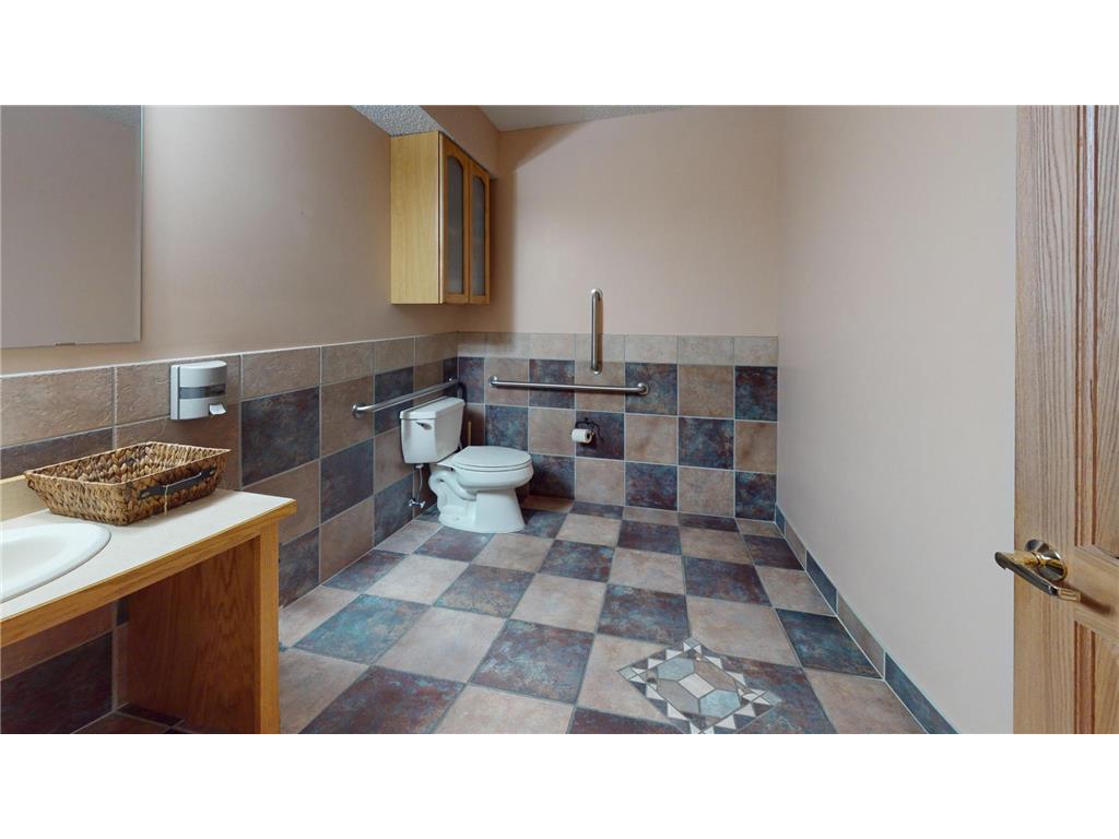 3252 Rice Street Little Canada MN 55126 6794168 image8