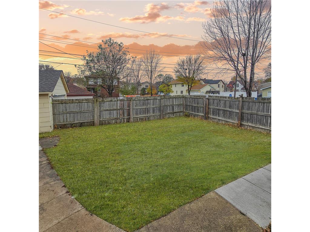 3253 Humboldt Avenue N Minneapolis MN 55412 6825594 image18