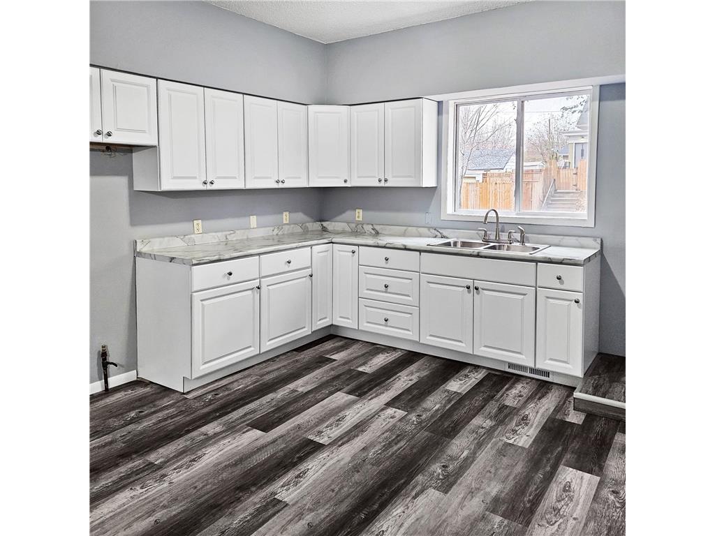 3253 Humboldt Avenue N Minneapolis MN 55412 6825594 image3