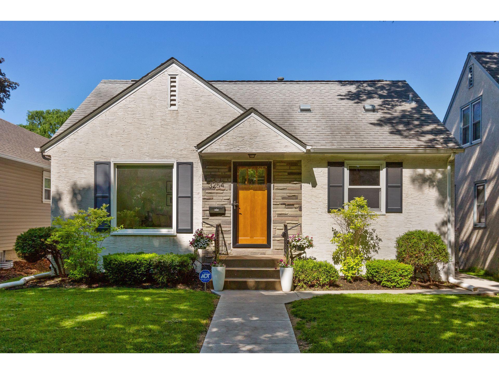 3254 Benjamin Street NE, Minneapolis, MN 55418 MLS 5766663 Edina