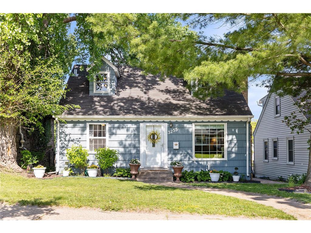 3255 Garfield Street NE Minneapolis MN 55418 7055717 image1