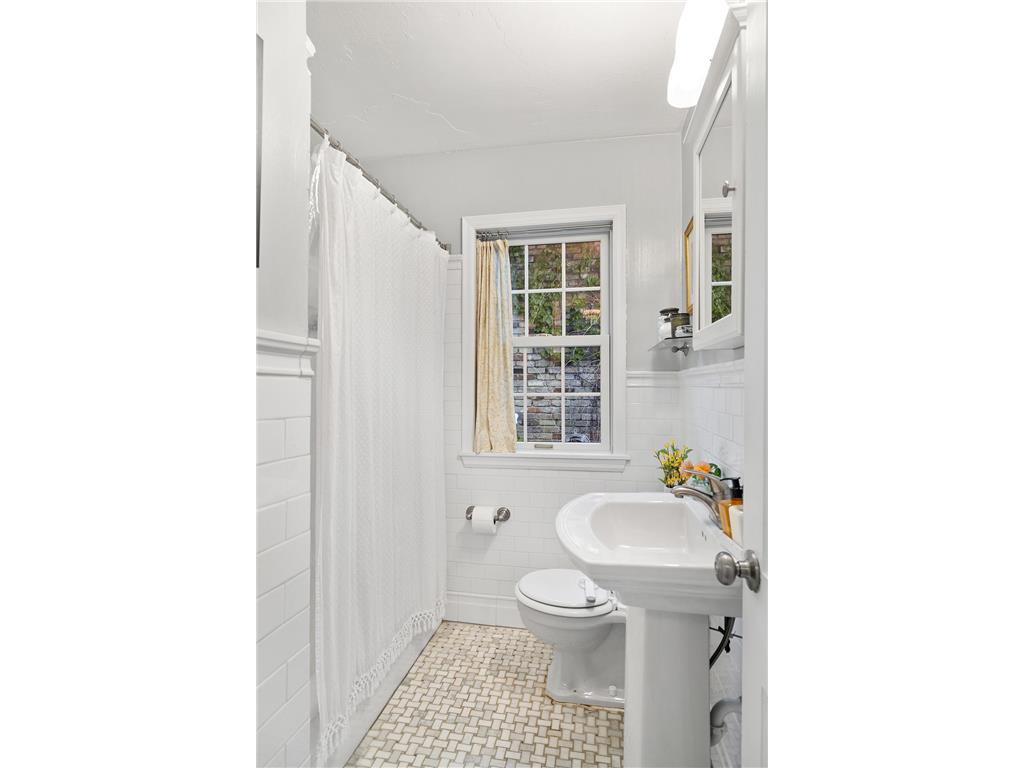 3255 Garfield Street NE Minneapolis MN 55418 7055717 image16