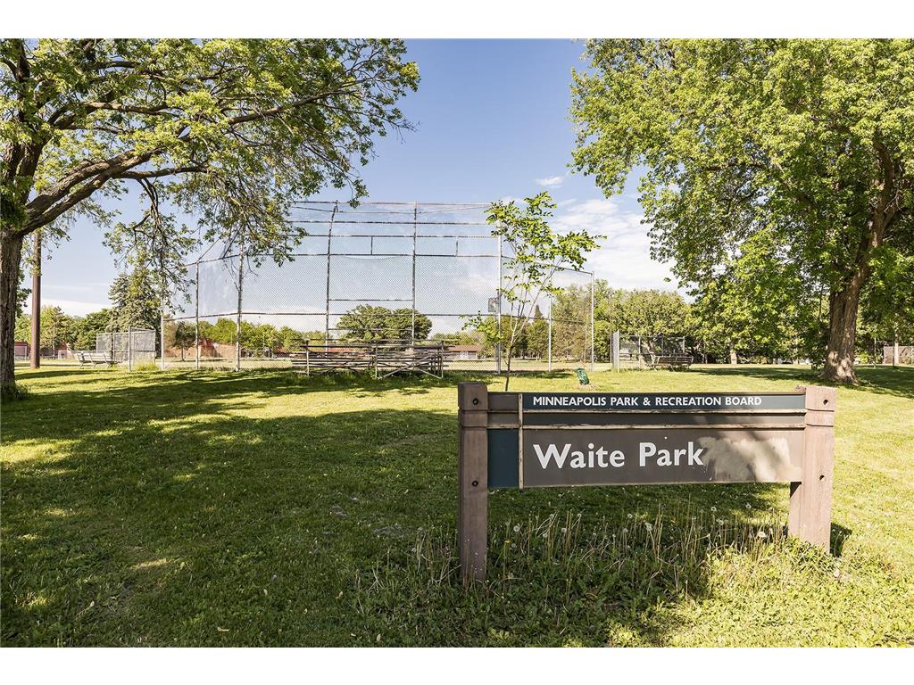 3255 Garfield Street NE Minneapolis MN 55418 7055717 image33
