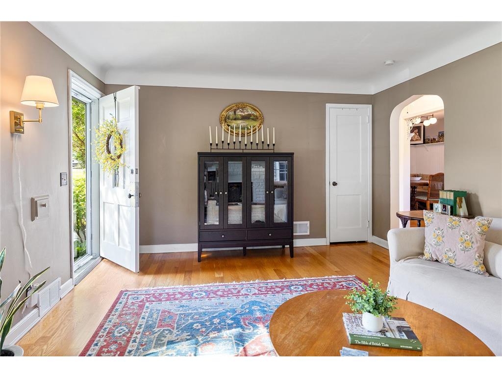 3255 Garfield Street NE Minneapolis MN 55418 7055717 image8