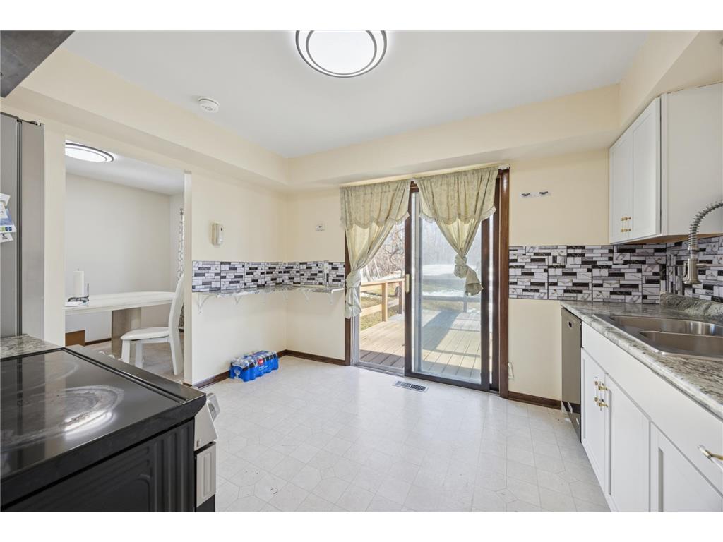 3256 Hampshire Avenue N Crystal MN 55427 7047731 image11