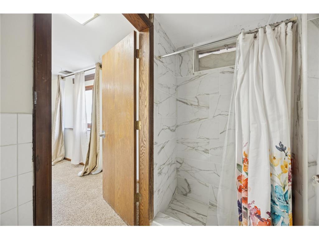 3256 Hampshire Avenue N Crystal MN 55427 7047731 image3