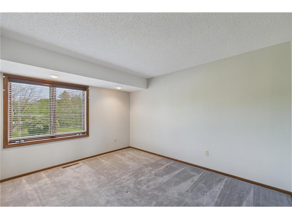 3256 Old Highway 8 Saint Anthony MN 55418 7054315 image16
