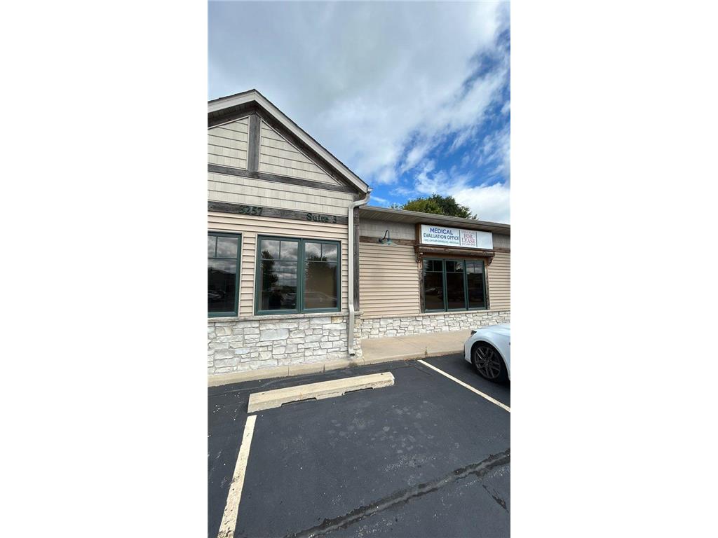 3257 19th Street NW Rochester MN 55901 6600267 image1