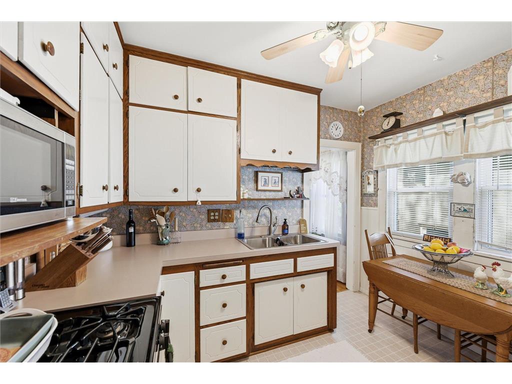 3257 Hayes Street NE Minneapolis MN 55418 7066161 image20
