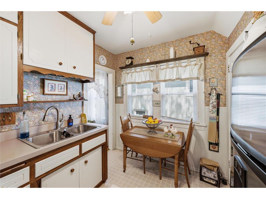 3257 Hayes Street NE Minneapolis MN 55418 7066161 image21