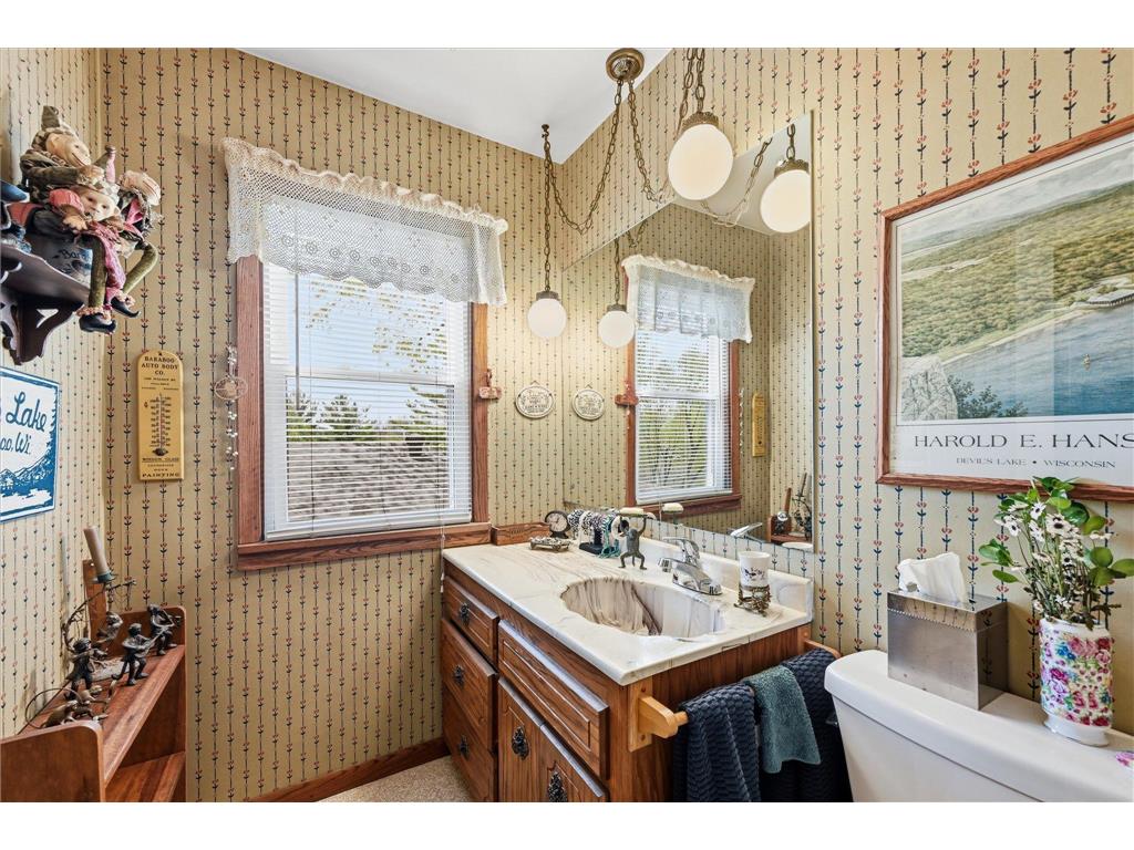 3257 Hayes Street NE Minneapolis MN 55418 7066161 image25
