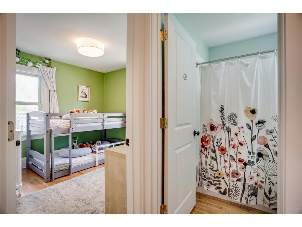 3258 Hayes Street NE Minneapolis MN 55418 7062903 image23