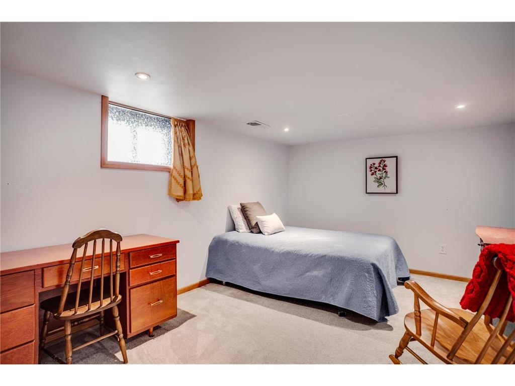 3258 Hayes Street NE Minneapolis MN 55418 7062903 image34