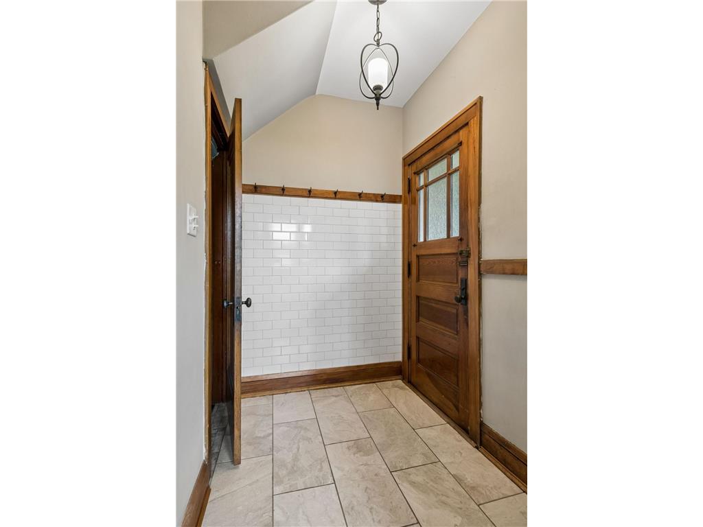 3258 Xerxes Avenue N Minneapolis MN 55412 7058875 image45