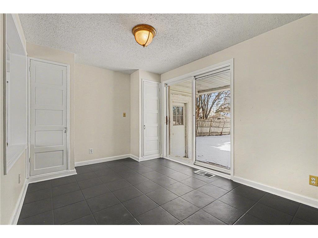 3259 Drew Avenue N Robbinsdale MN 55422 7008921 image14