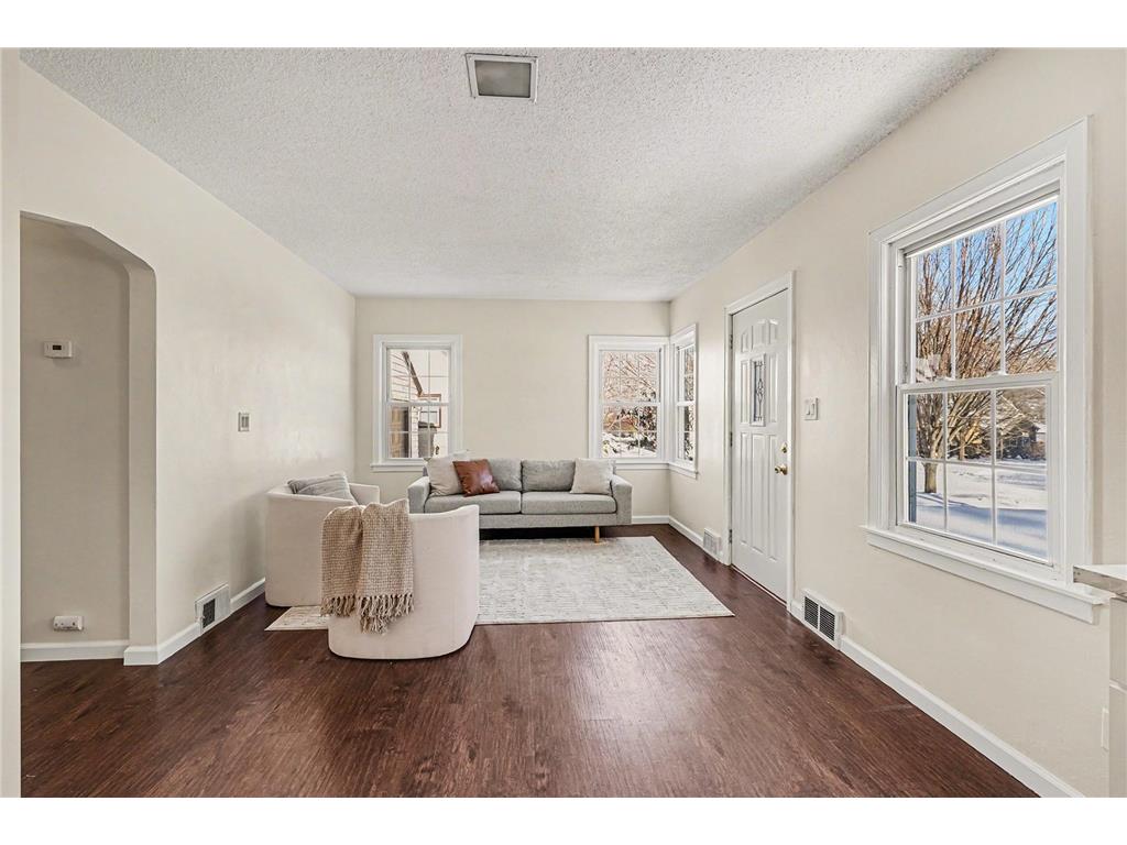 3259 Drew Avenue N Robbinsdale MN 55422 7008921 image3