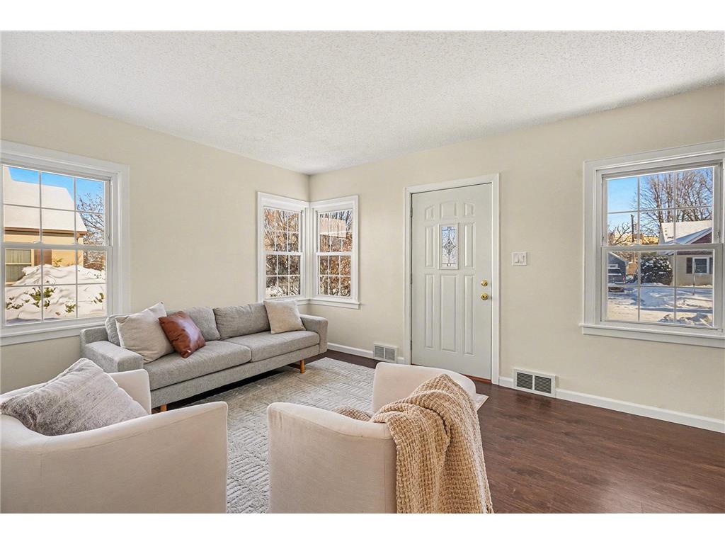 3259 Drew Avenue N Robbinsdale MN 55422 7008921 image4