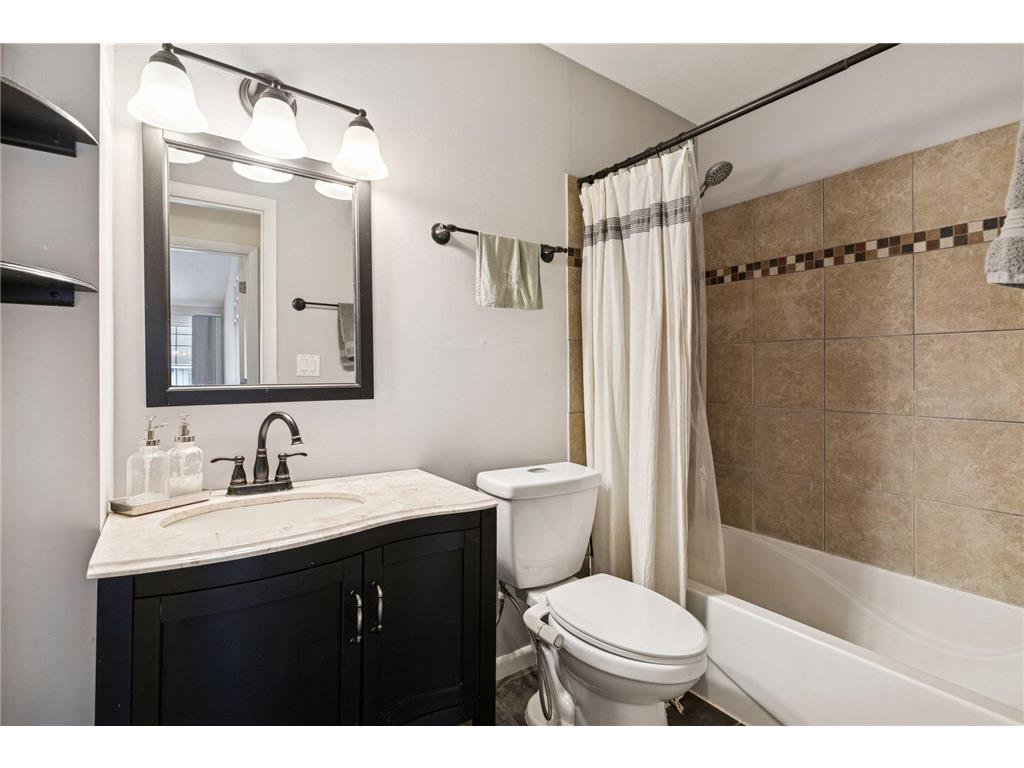 3259 Valley Ridge Drive #10 Eagan MN 55121 6806628 image17