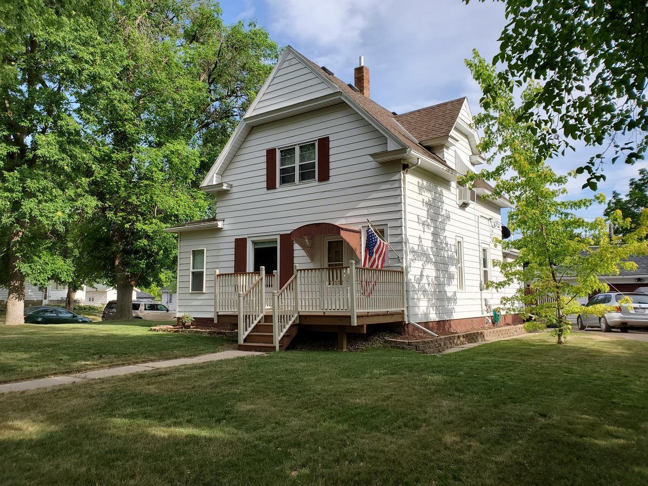 326 2nd Avenue SE, Glenwood, MN 56334 MLS 6002887 Edina Realty