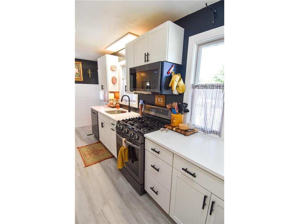 326 Crescent Avenue Crookston MN 56716 6795073 image10