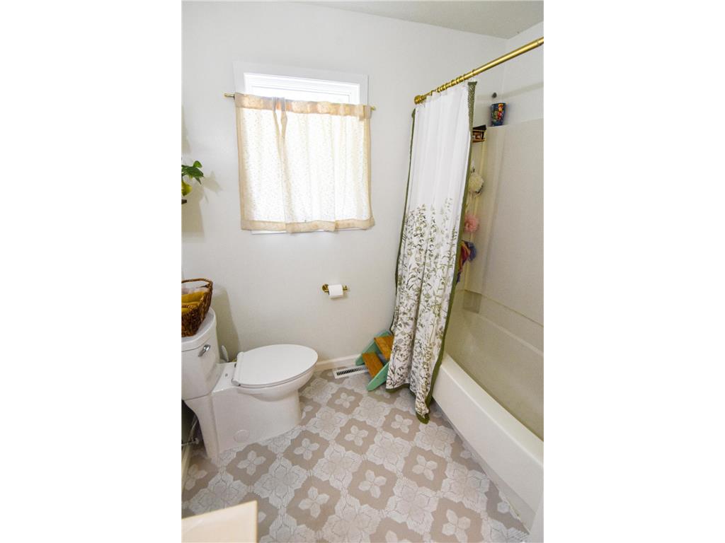 326 Crescent Avenue Crookston MN 56716 6795073 image19