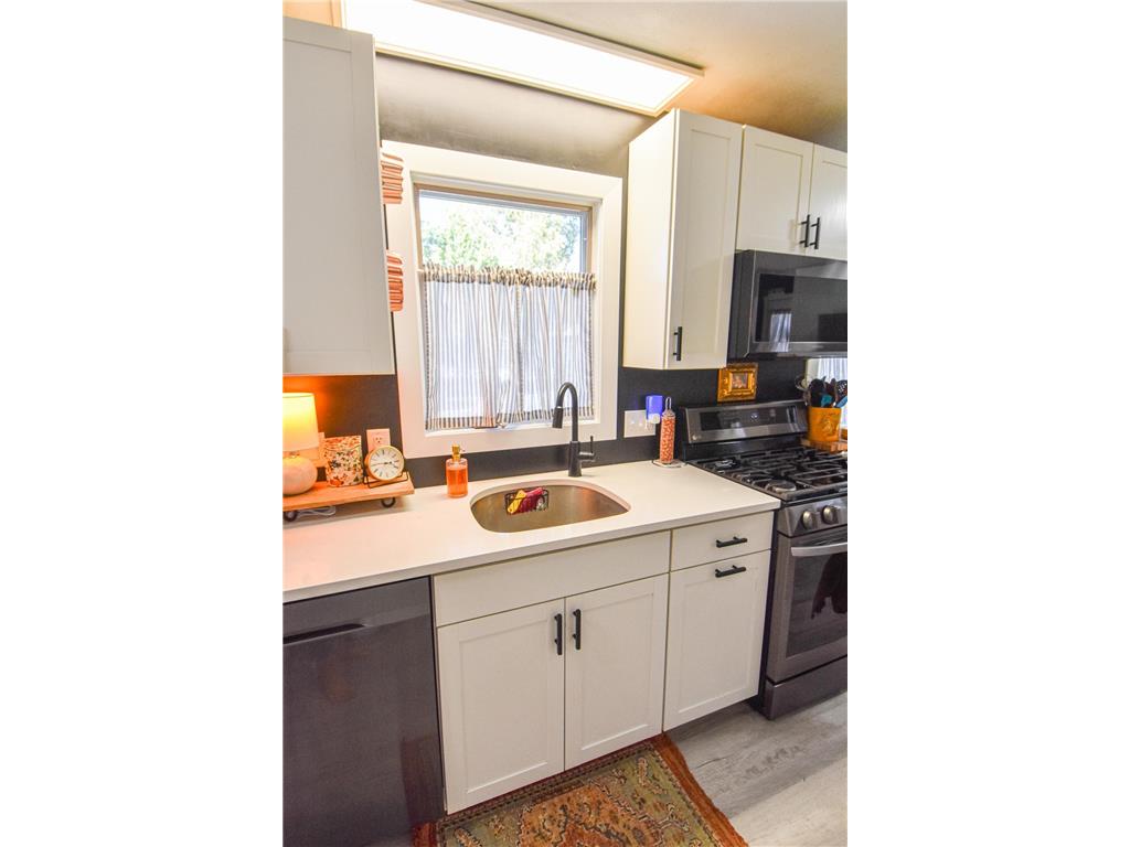 326 Crescent Avenue Crookston MN 56716 6795073 image5