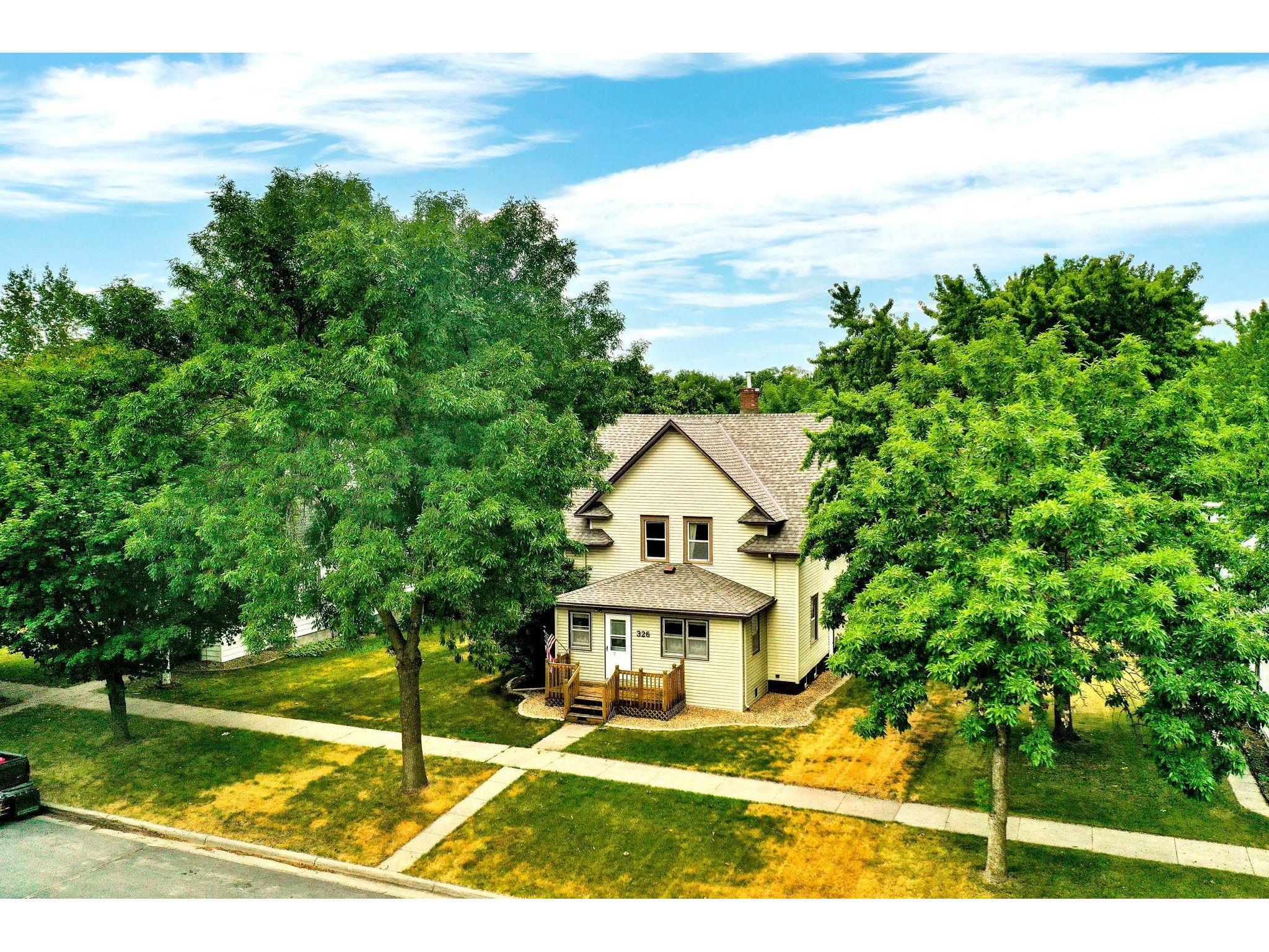 326 Erie Street SE, Hutchinson, MN 55350 MLS 6017090 Edina Realty