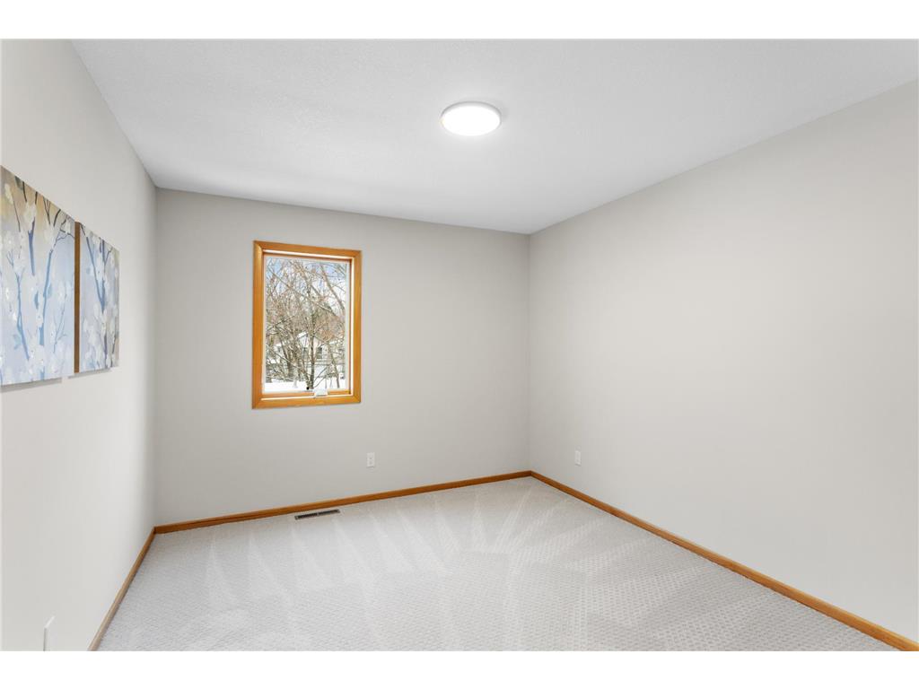 326 Faversham Willernie MN 55090 7047946 image12