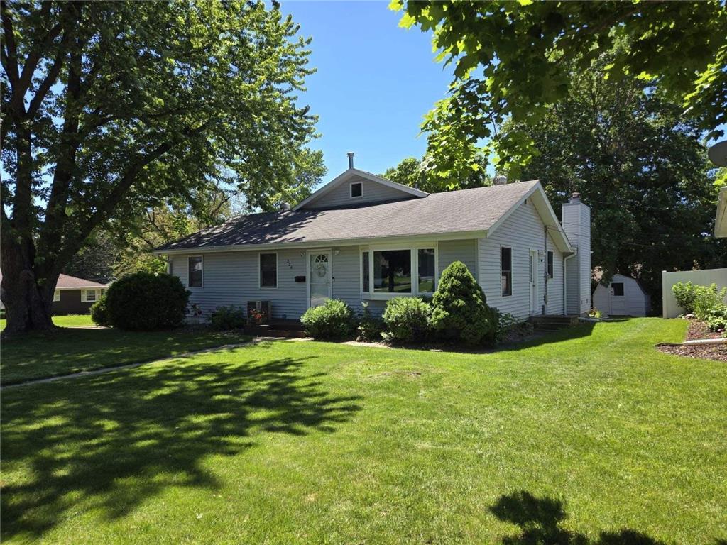 326 Glenn Road Albert Lea MN 56007 6570582 image1