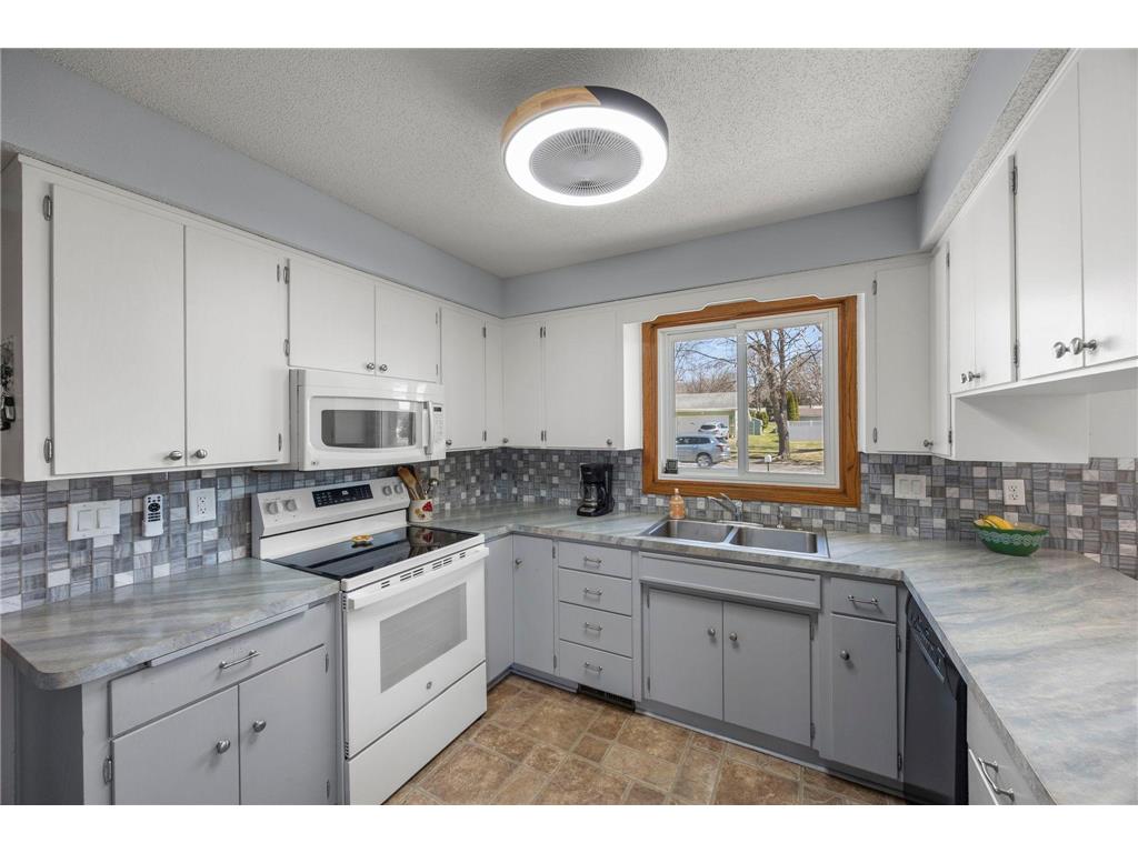 326 Larson Street SW Hutchinson MN 55350 6801863 image12