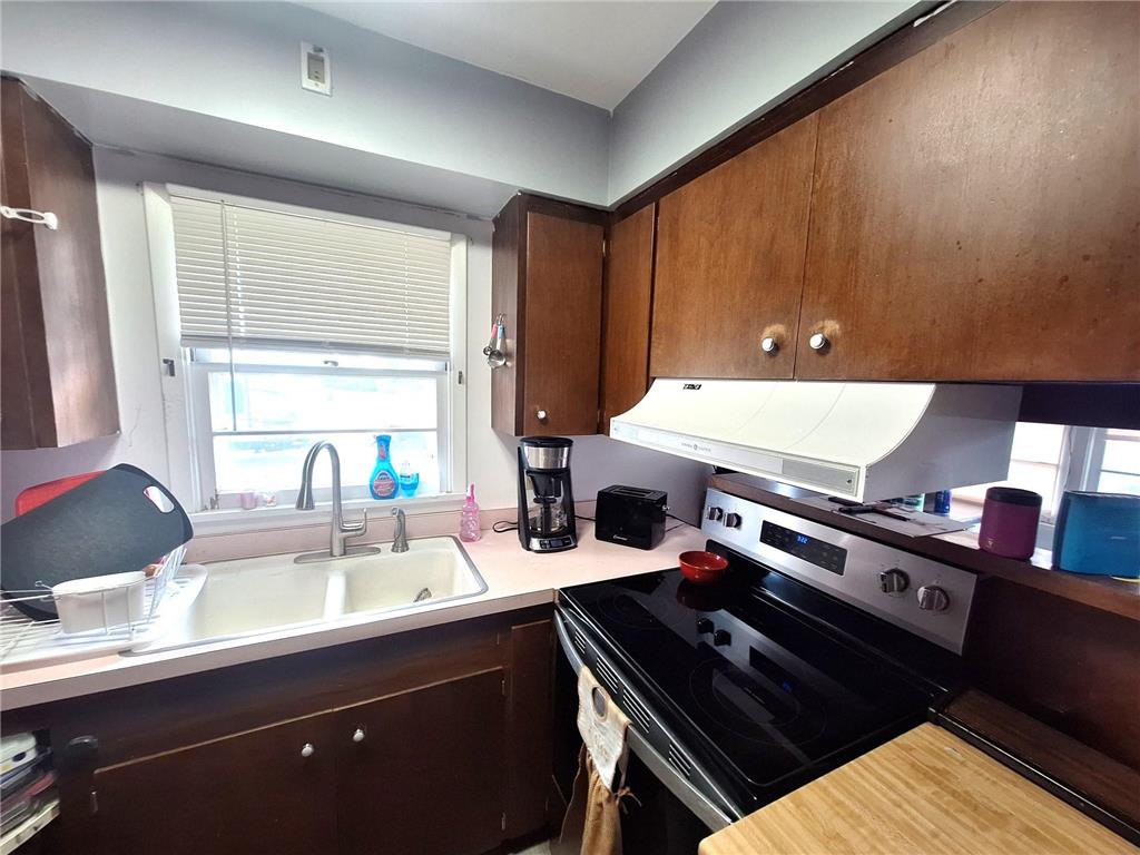 326 Madison Avenue Neche ND 58265 7092814 image2