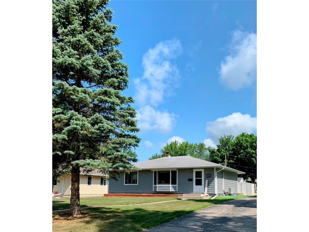 326 Roberts Detroit Lakes MN 56501 6401712 image1
