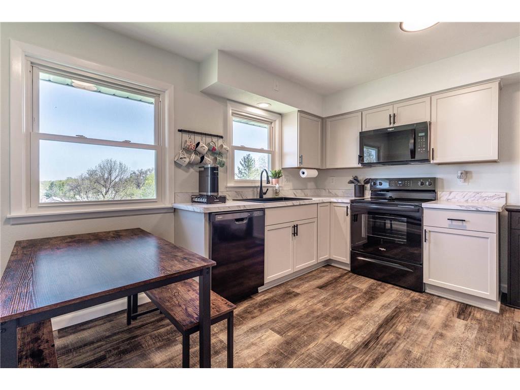 326 W Gustavus Avenue Fergus Falls MN 56537 7073136 image13