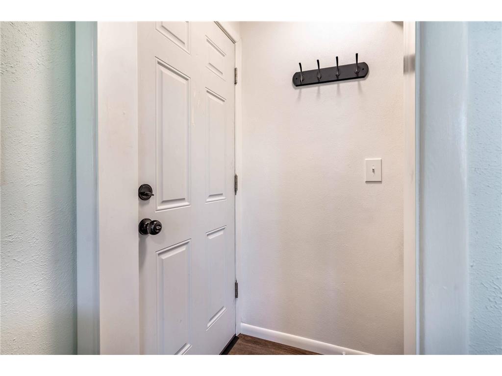 326 W Gustavus Avenue Fergus Falls MN 56537 7073136 image17