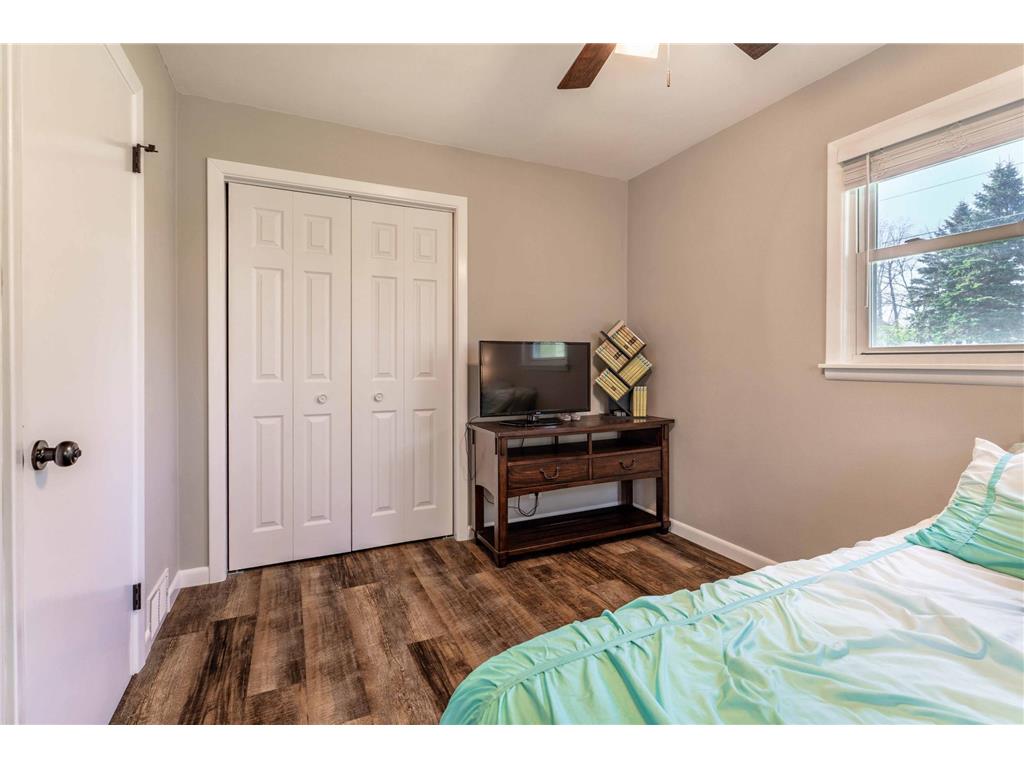 326 W Gustavus Avenue Fergus Falls MN 56537 7073136 image23