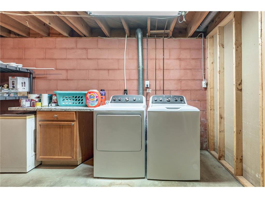 326 W Gustavus Avenue Fergus Falls MN 56537 7073136 image35